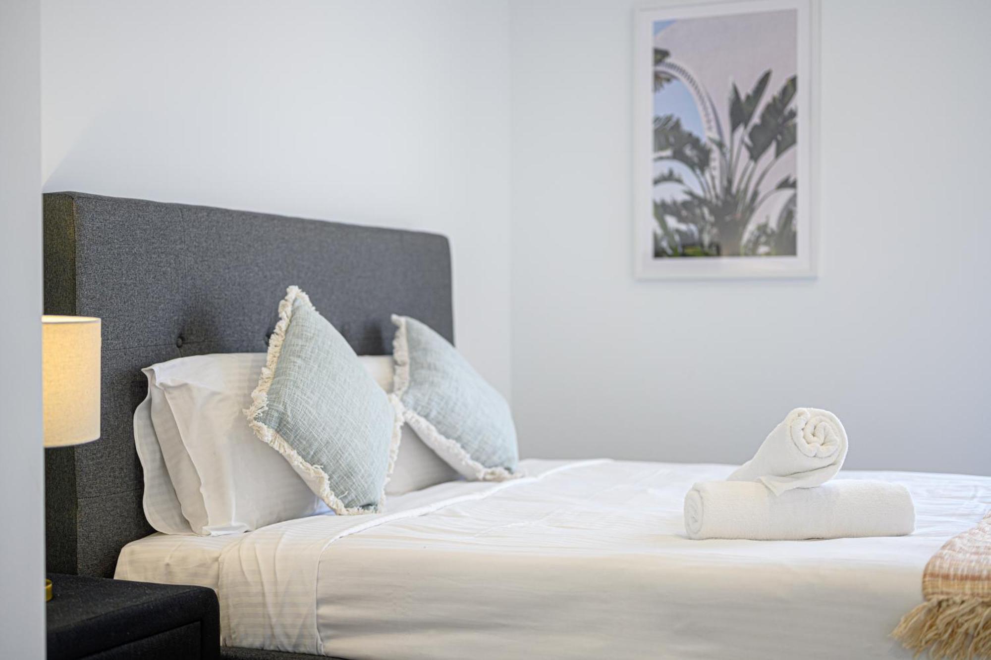 Liverpool Brand New 2 Bedroom Apt View & Parking Экстерьер фото